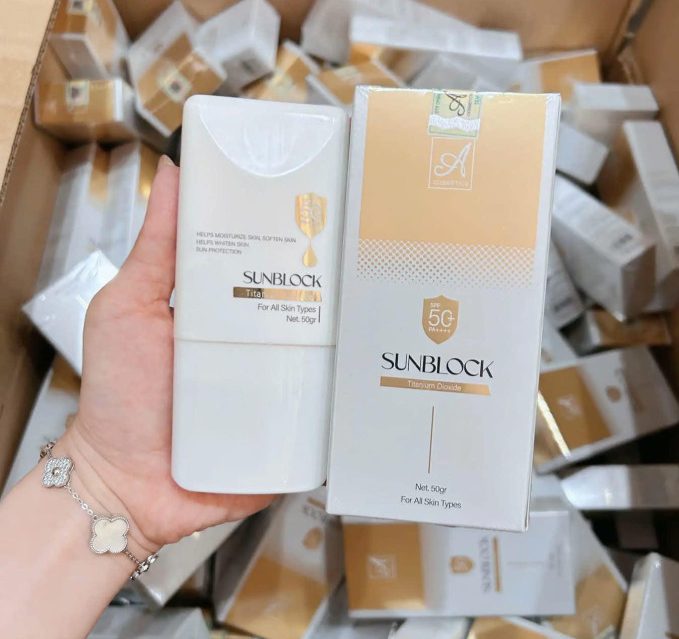 Kem Chống Nắng A Cosmetics Ultra Violet Sun Block Mẫu Mới – Hàng Chính Hãng